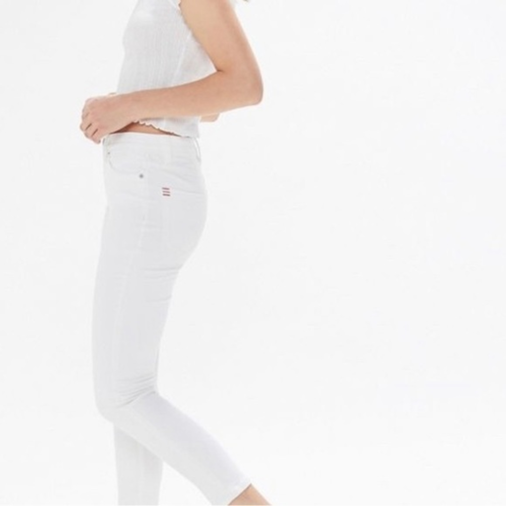 BDG Ladies Twig High Waisted Cropped Skinny‎ Jean Size 29 White